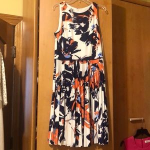 Floral pleated dress